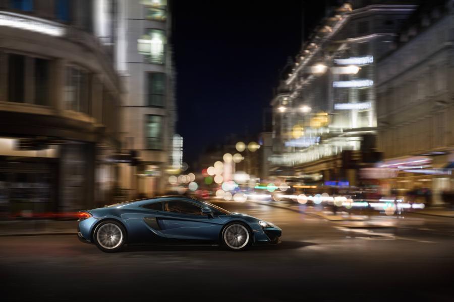  McLaren 570GT 2016 года  (фото 5 из 19)
